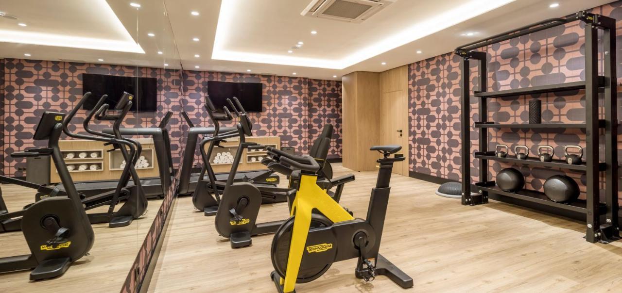 Ilunion Les Corts Hotel