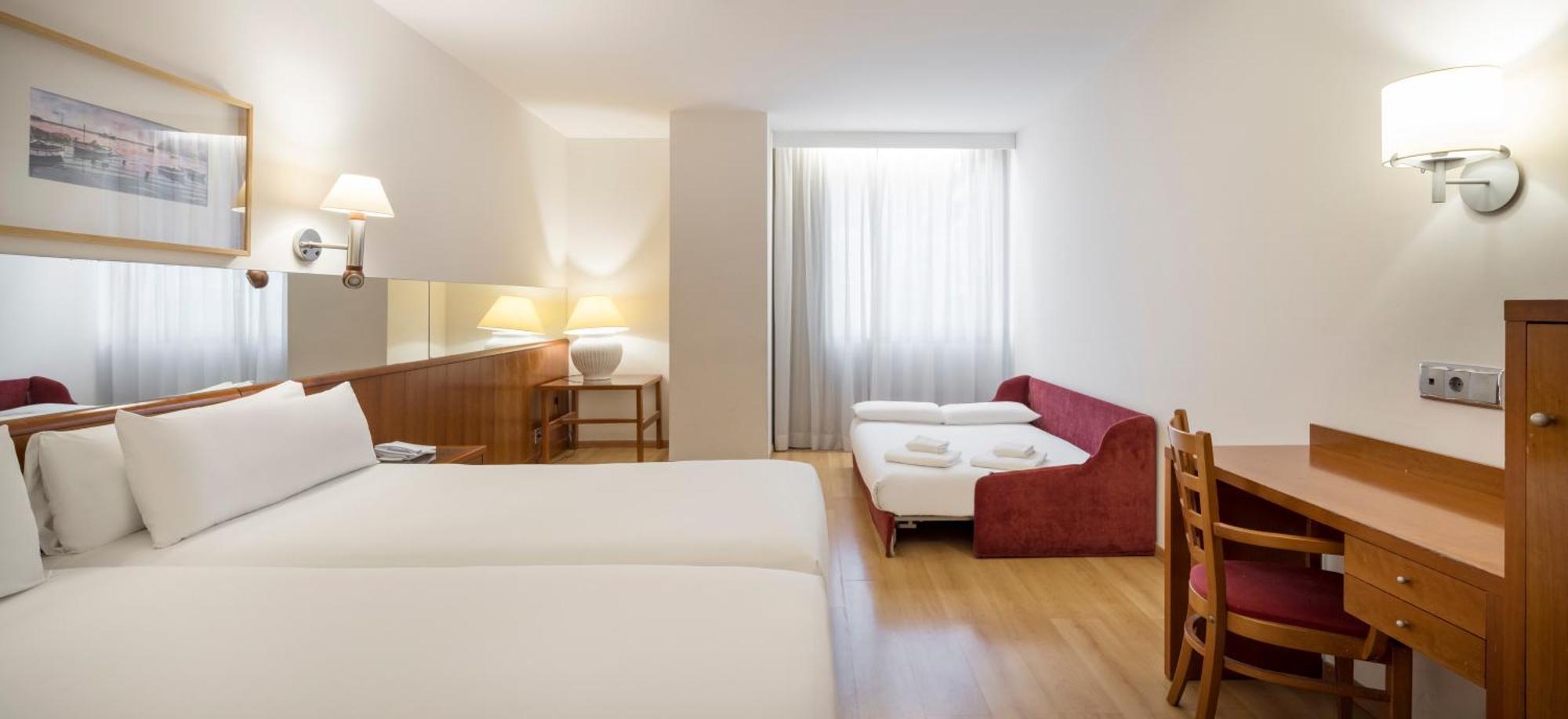 Hotel Ilunion Les Corts 4*