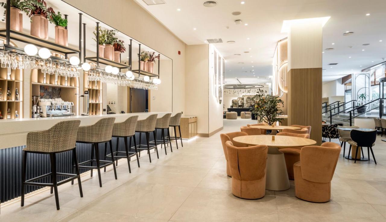 Hotel Ilunion Les Corts